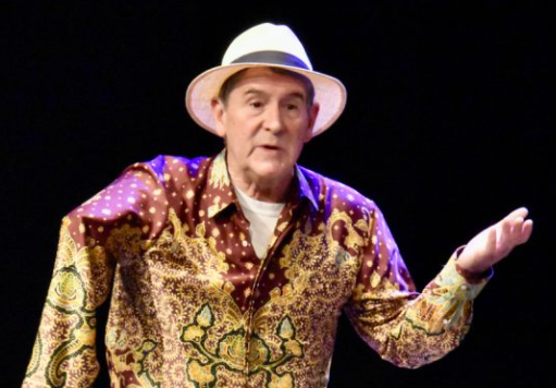 Graham Hopkins as Albie Sachs.