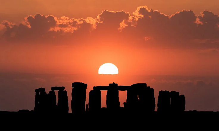 Stonehenge eclipse theory falls out of favour