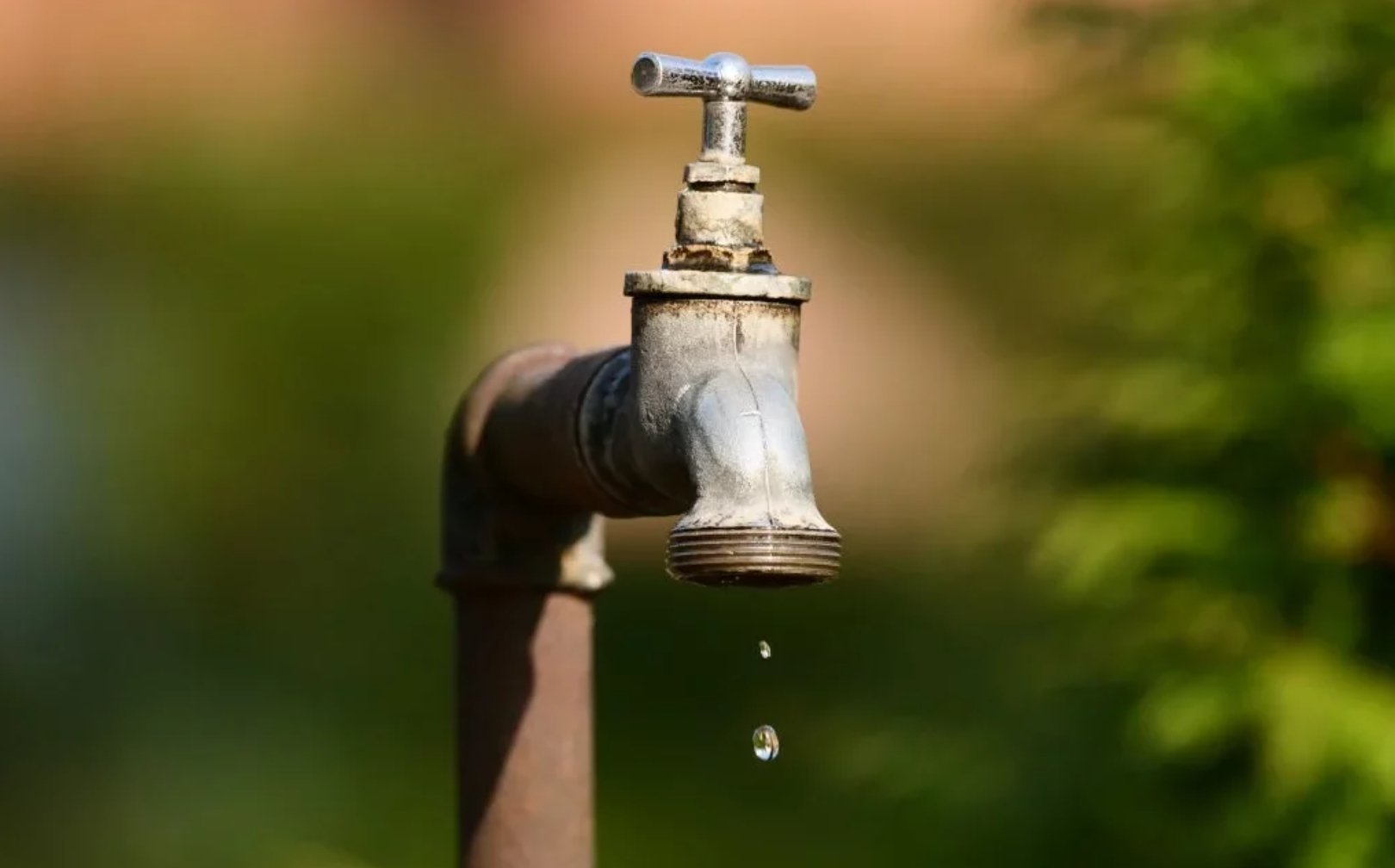 Water safety warning adds to Johannesburg’s supply woes